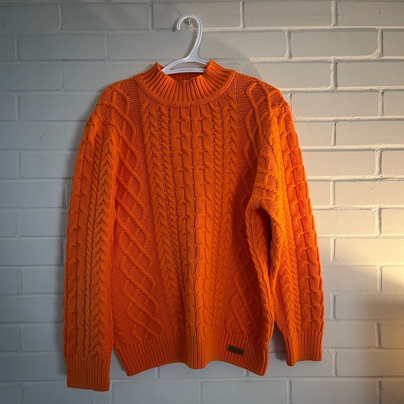 Beautiful Cotton Sweater - Picture 1 of 2